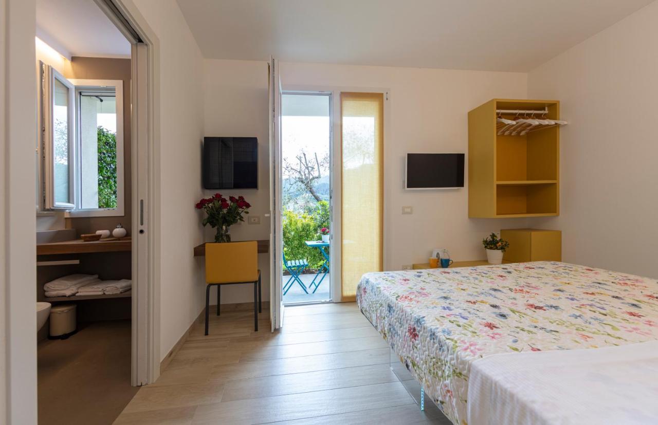 Aria Design B&B Леванто Екстериор снимка